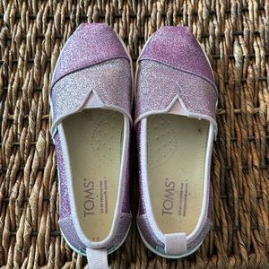 Purple sparkle Tom’s